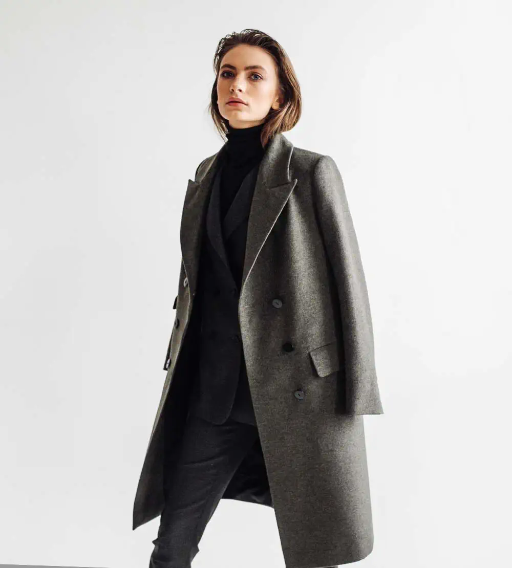 clothingstore2-woman-pic11b