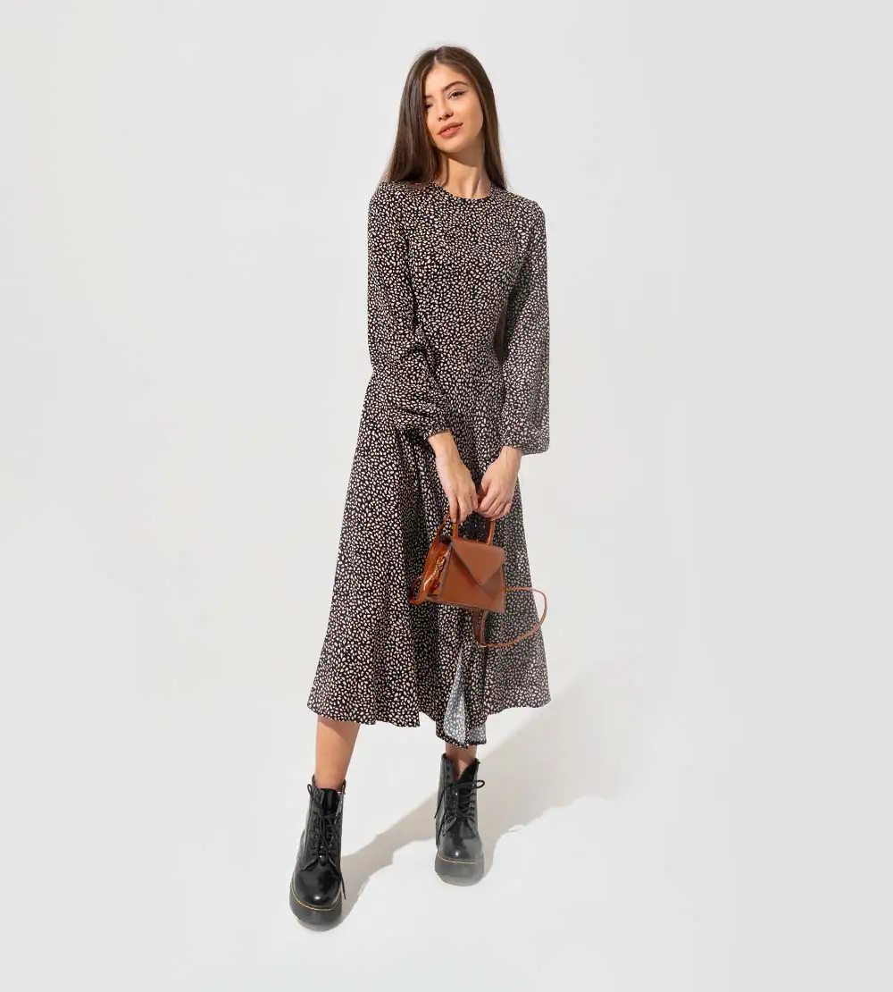 clothingstore2-woman-pic5